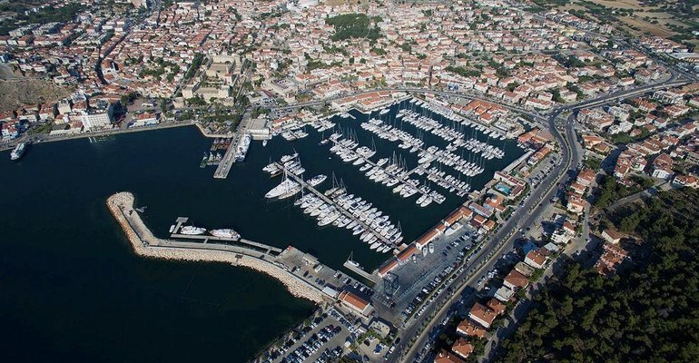 Izmir Port